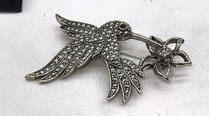 Vintage 80' signierte AVON Kolibri mit Blume Markasit silberfarbene Brosche #925 - Bild 1 von 3