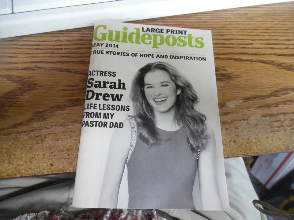 guideposts  magazine large print Sarah Drew Life lessons from my pastor dad 2014 - Image 1 of 1