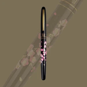 WANCHER × KURETAKE Fountain pen size F Cherry spring breeze Makie Nib stainless - Picture 1 of 7