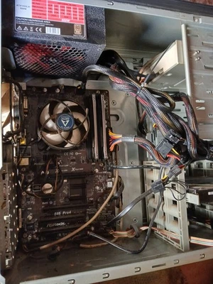 pc fisso Usato Assemblato - Immagine 1 di 4