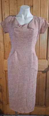 Vestido Wiggle 1950s Rose Gold *Wounded Bird* Pin Up Rockabilly - Imagem 1 de 4