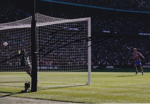 Football - Justin Devenny - Hand Signed A4 Photograph - Crystal Palace - Picture 1 of 1
