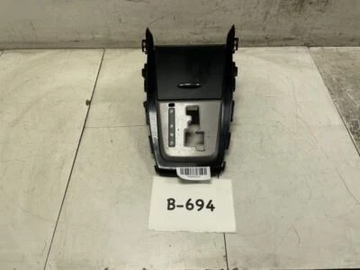 Hyundai Elantra GLS SDN 2013 A/T transmisión automática palanca de cambios bisel OEM+ Foto 1 de 4