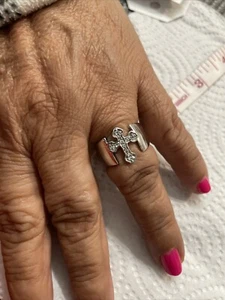 Vintage Premier Designs Crystal Rhinestone Cross Ring (Size 7 - Picture 1 of 10