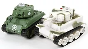 Coppia di carri armati R/C (M4 Sherman e German Tiger 1) scala 1:48 Ifrarossi - Foto 1 di 8