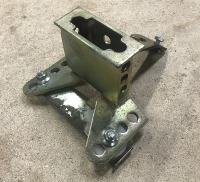 Harley Davidson 09-20 Touring Rider Backrest Mount Bracket 52589-09A - Image 1 of 4