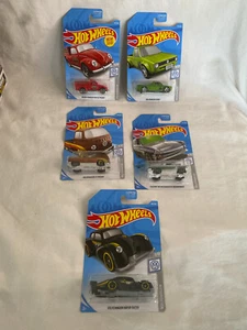 Hot Wheels Volkswagen Series choose from $2.50-$6.95 - Picture 1 of 11