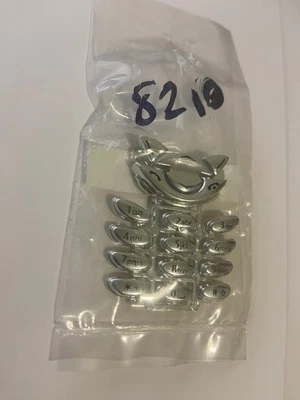Nokia 8210 Keypad Replacement Chrome Silver HNK82KPCH Brand New Sealed packaging — 第 1/3 张图片