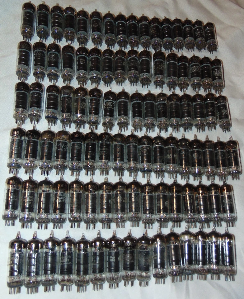 95 PIECES GENERAL ELECTRIC 6005 / 6AQ5W 6AQ5 N727 EL90 TUBES 1950'S USA D GETTER - Image 1 of 2