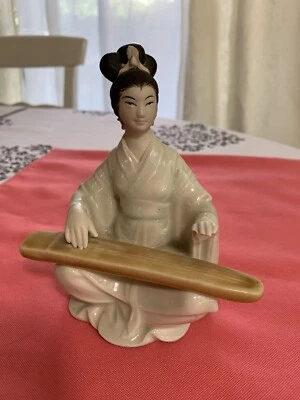 ANTIGUA FIGURA CHINA BARRO MUJER TOCANDO MÚSICA RARA Foto 1 de 4