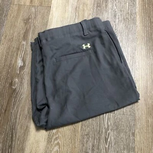 UNDER ARMOUR Classic Length Gray Activewear Shorts Boy's Size XL - Picture 1 of 9