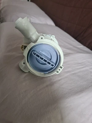 Bosch Neff Siemens WASHER DRAIN PUMP & FILTER Genuine 00146083  146083 - Image 1 of 2