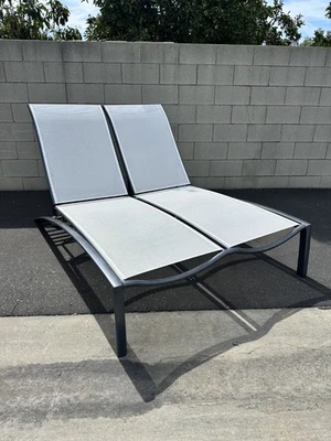 Tropitone South Beach Relajado Eslinga Doble Chaise Lounge (2 Disponibles)  Foto 1 de 4