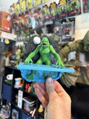 Montaje de pared personalizado Creature From The Black Lagoon Foto 1 de 3