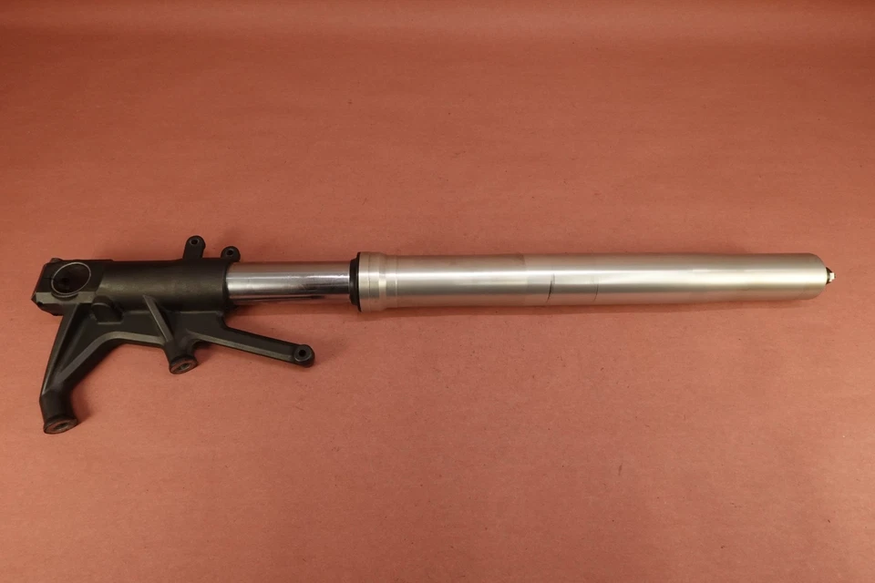 Tubo amortiguador horquilla delantera izquierda Kawasaki Concourus 14 ZG1400 2008-2009 Foto 1 de 4