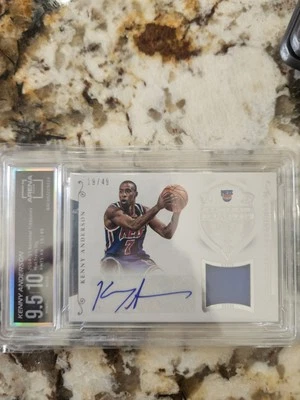 National Treasures Kenny Anderson Material Treasures 2014 19/49 parche/auto 9,5 Foto 1 de 4