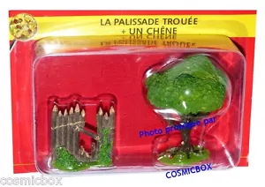 Le VILLAGE d'ASTERIX n° 19 figurine chêne palissade trouée Atlas PLASTOY figure - Picture 1 of 1