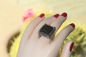 Silver Pebbled Dark Red Pave Crystal Bold Ring. Rare - Picture 1 of 12