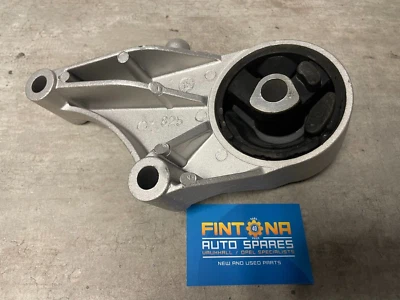 Vauxhall Astra H / Zafira B Front Engine Gearbox Mount Mounting Bracket 24459803 - Image 1 of 3