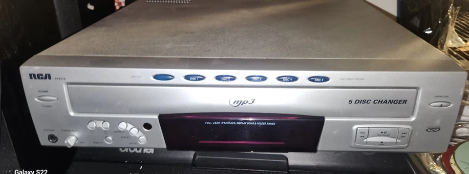 Карусельный чейнджер и проигрыватель компакт-дисков RCA RP8078 5 дисков - Изображение 1 из 2