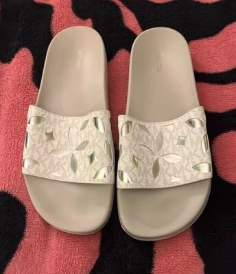 Women’s Michael Kors Sandal Size 10 Medium - Image 1 of 3