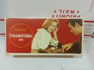 VINTAGE 1968 SELCHOW & RIGHTER SCRABBLE CROSSWORD CUBES GAME 100% COMPLETE  - Image 1 of 4