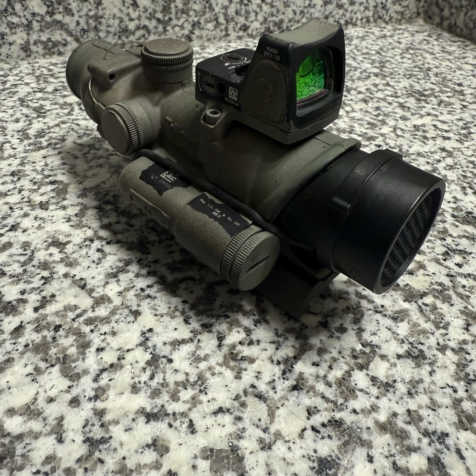 Trijicon ACOG 4x32mm LED 3.25 RMR Tipo 2 Combo TA02-C-100558 con Montaje BOBRO QD Foto 1 de 4