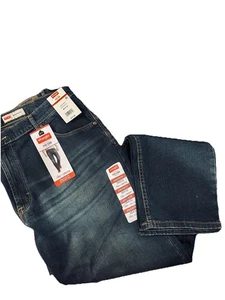 New Wrangler Five Star Athletic Fit Jeans Mens Sizes 38 X 32 Blue Denim Jeans - Picture 1 of 10