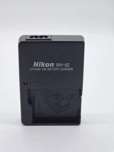Nikon MH-62 Battery Charger for Coolpix P1 P2 S1 & S3 Digital Cameras - Picture 1 of 2