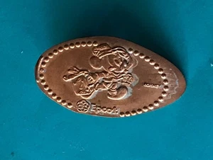 RUNNING TOURIST MICKEY SUITCASE & CAMERA EPCOT PRESSED ELONGATED PENNY DISNEY - Picture 1 of 1