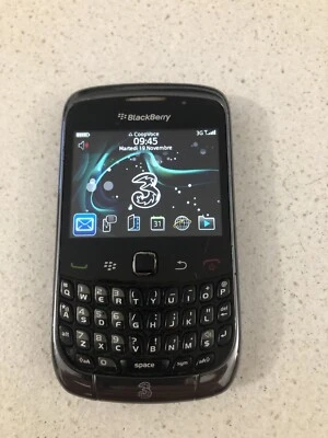 Telefono Cellulare BlackBerry Curve 9300 Marcato TRE - Funzionante - Immagine 1 di 4