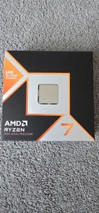 AMD Ryzen 7 9800X3D Neu und Versiegelt - Bild 1 von 4