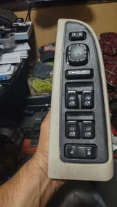 03-06 Tahoe Yukon Silverado Front Driver Door Window Control Switch OEM 10398564 - Picture 1 of 7
