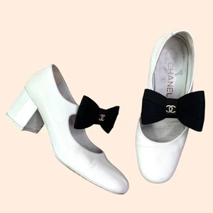 Chanel Patent Mary Jane CC Bow Pumps - Picture 1 of 16
