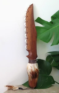 Hawaii Hand Made Wall Decor Wood Carved Lei O Mano Resin Shark Teeth Polynesian - Picture 1 of 4