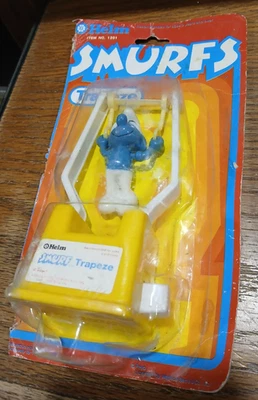 Vintage Helm Smurfs Trapeze Toy #1201 - Image 1 of 4
