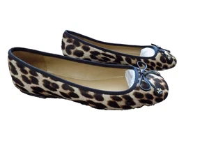 Tory Burch Ballerinas Leopard schwarz hellbraun Kuhfell Schleife goldenes Logo Metallakzente 7 - Bild 1 von 7