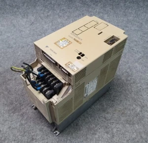 YASKAWA ELECTRIC  SERVOPACK  SGDB-20VD,  IPX1 - Picture 1 of 8