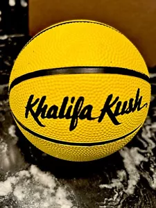 KOSTENLOSER VERSAND ""Wiz"" Kalifa Kush MINI BASKETBALL Unkrautmarke Marijaunna Pittsburgh - Bild 1 von 7