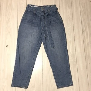 Forever 21 High Waisted Belted Cropped Jeans Sz 30 - Picture 1 of 10