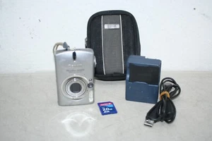 Canon PowerShot SD500 Digital ELPH 7.1 MP Camera Silver- Tested - Picture 1 of 6