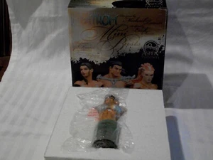 ULTRA RARE - FATHOM PORZELLAN MINI BÜSTE LIMITIERT AUF NUR #81/150 mit AUTOGRAMM - Bild 1 von 4