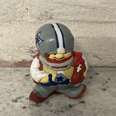 VINTAGE 1983 Dallas Cowboys NFL PVC Huddles MASCOT Figure Tudor Games Cover