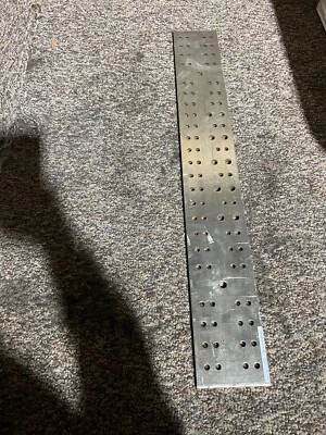 nVent ERICO 29" TMGBA29L41PT Telecom Main Grounding Busbar Tinned  - Image 1 of 4