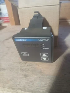 New Watlow LV Series Temperature Limit Controller LVEDHU01000450A - Picture 1 of 4