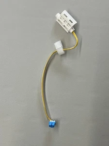 Samsung Fridge OEM Sensor Temp DA32-00070M - Picture 1 of 3