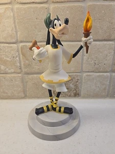 WDCC, Torchbearer, Goofy, Olympic Champ. # 521/2008, W/COA - Picture 1 of 7