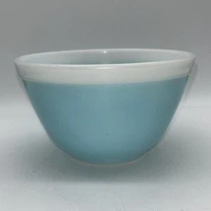 Vintage PYREX 401 Turquoise Robins Egg Blue White Rim Nesting Bowl Milk Glass - Picture 1 of 10