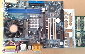 VINTAGE - ASROCK - K7S41GX+CPU 2200+ 512 MEM+ MASCHERINA TESTATA -FUNZIONANTE - Bild 1 von 13