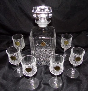 Royal Heavy Crystal Rock Italy Whisky Liquor BOTTLE with 6 CRYSTAL SHOT GLASSES - Picture 1 of 8